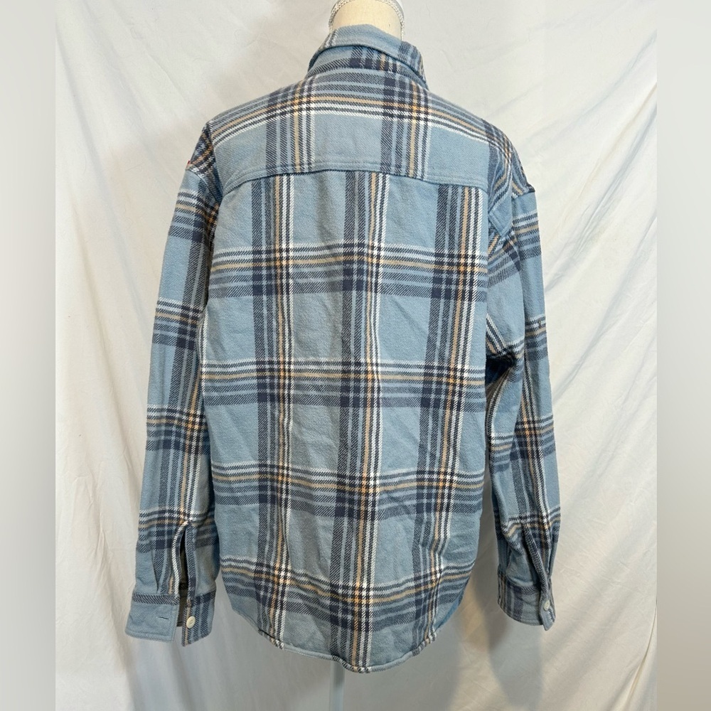American Eagle Women’s Light Blue Plaid Relaxed Fit Button Up Shacket Medium - Picture 2 of 5